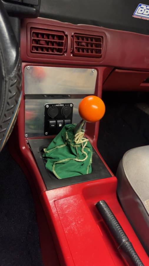 Ford-mustang-gt-1990-black-6