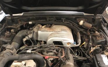 Ford-mustang-gt-convertible-1985-black-2