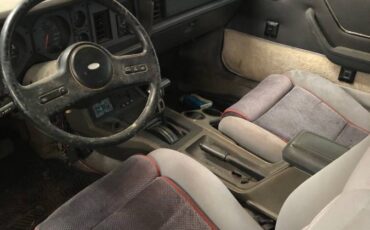 Ford-mustang-gt-convertible-1985-black-3