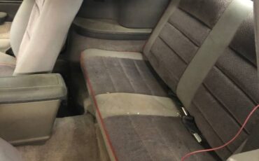 Ford-mustang-gt-convertible-1985-black-4