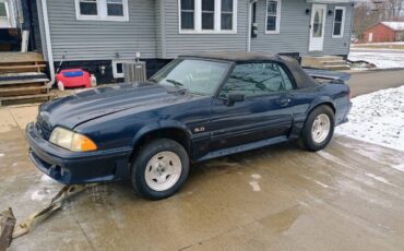 Ford-mustang-gt-convertible-1988-blue-1