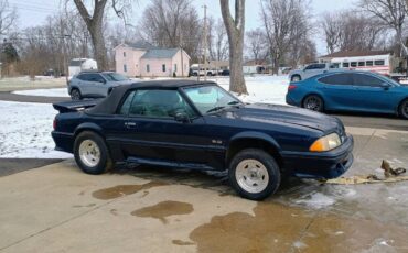 Ford-mustang-gt-convertible-1988-blue-4