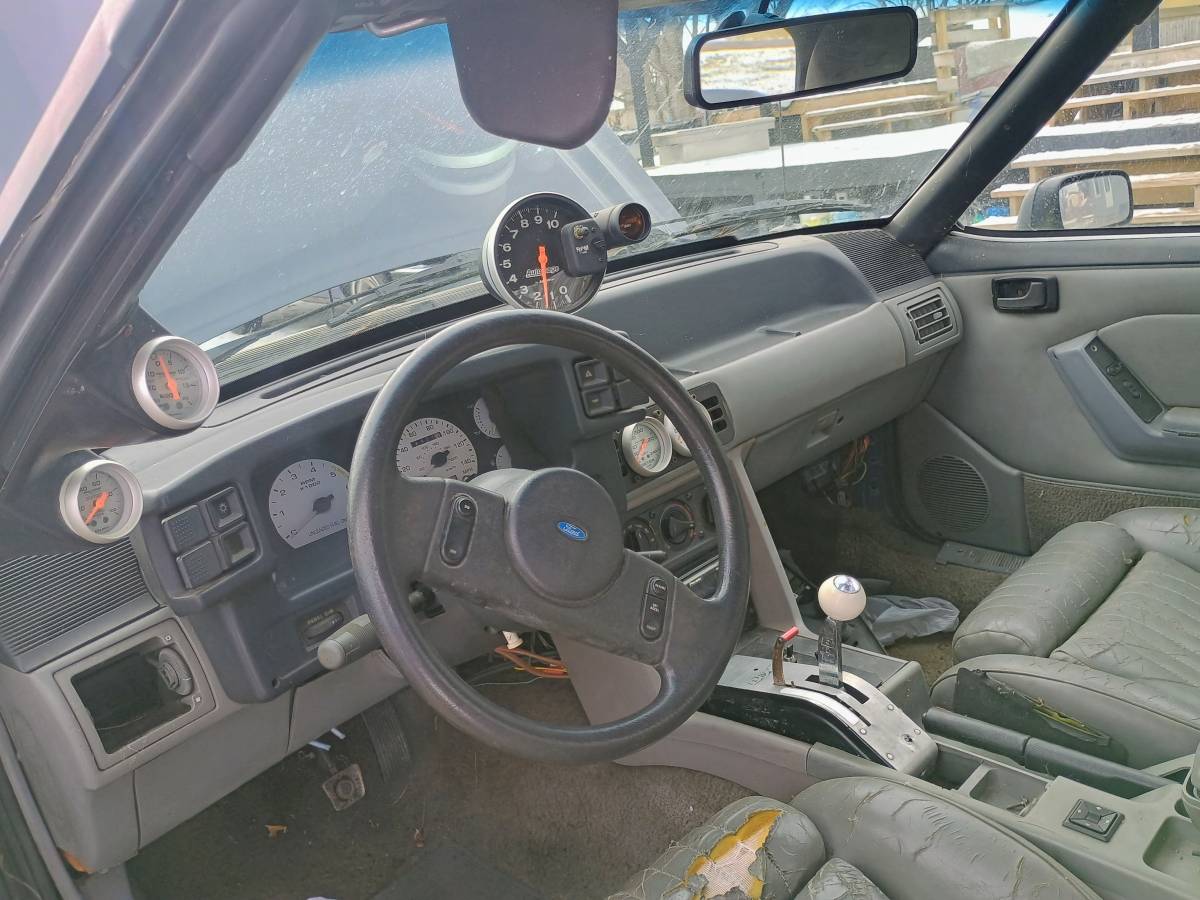 Ford-mustang-gt-convertible-1988-blue-9