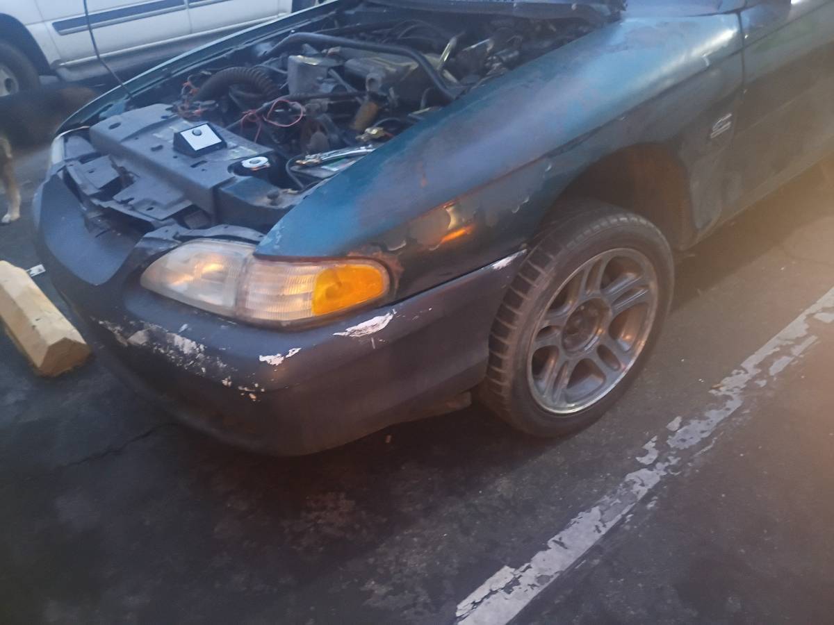 Ford-mustang-gt-convertible-1994-green-3