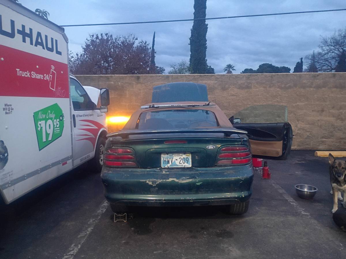 Ford-mustang-gt-convertible-1994-green