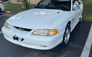 Ford-mustang-gt-convertible-5.0-1995-white
