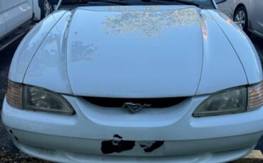 Ford-mustang-gt-convertible-5.0-1995-white-6