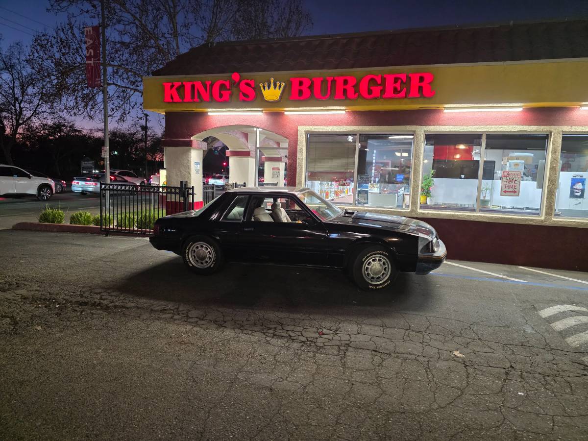 Ford-mustang-gt-coupe-1979-2