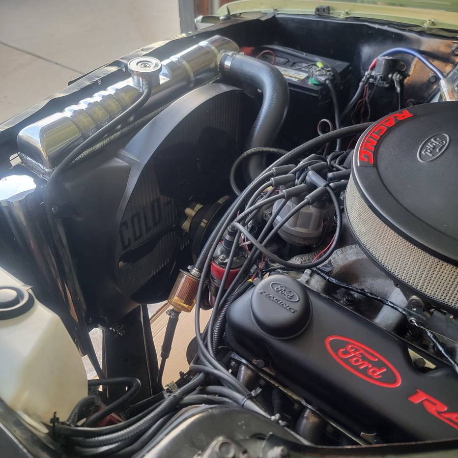 Ford-mustang-gt-coupe-1990-white-14