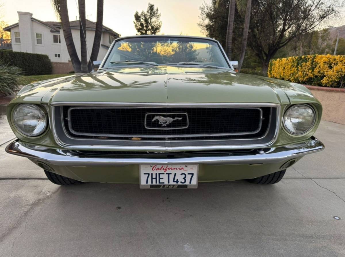 Ford-mustang-gt-coupe-1990-white-23