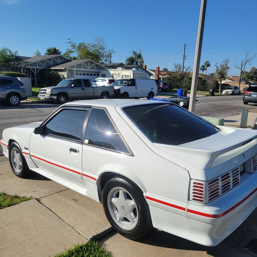 Ford-mustang-gt-coupe-1990-white-5