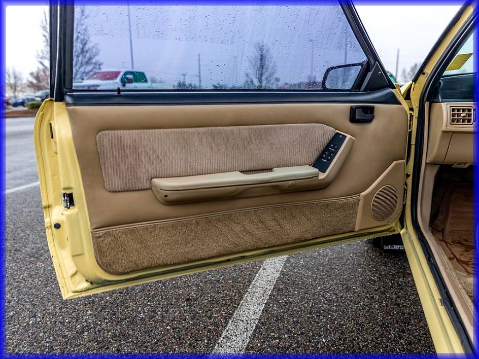 Ford-mustang-lx-1988-14