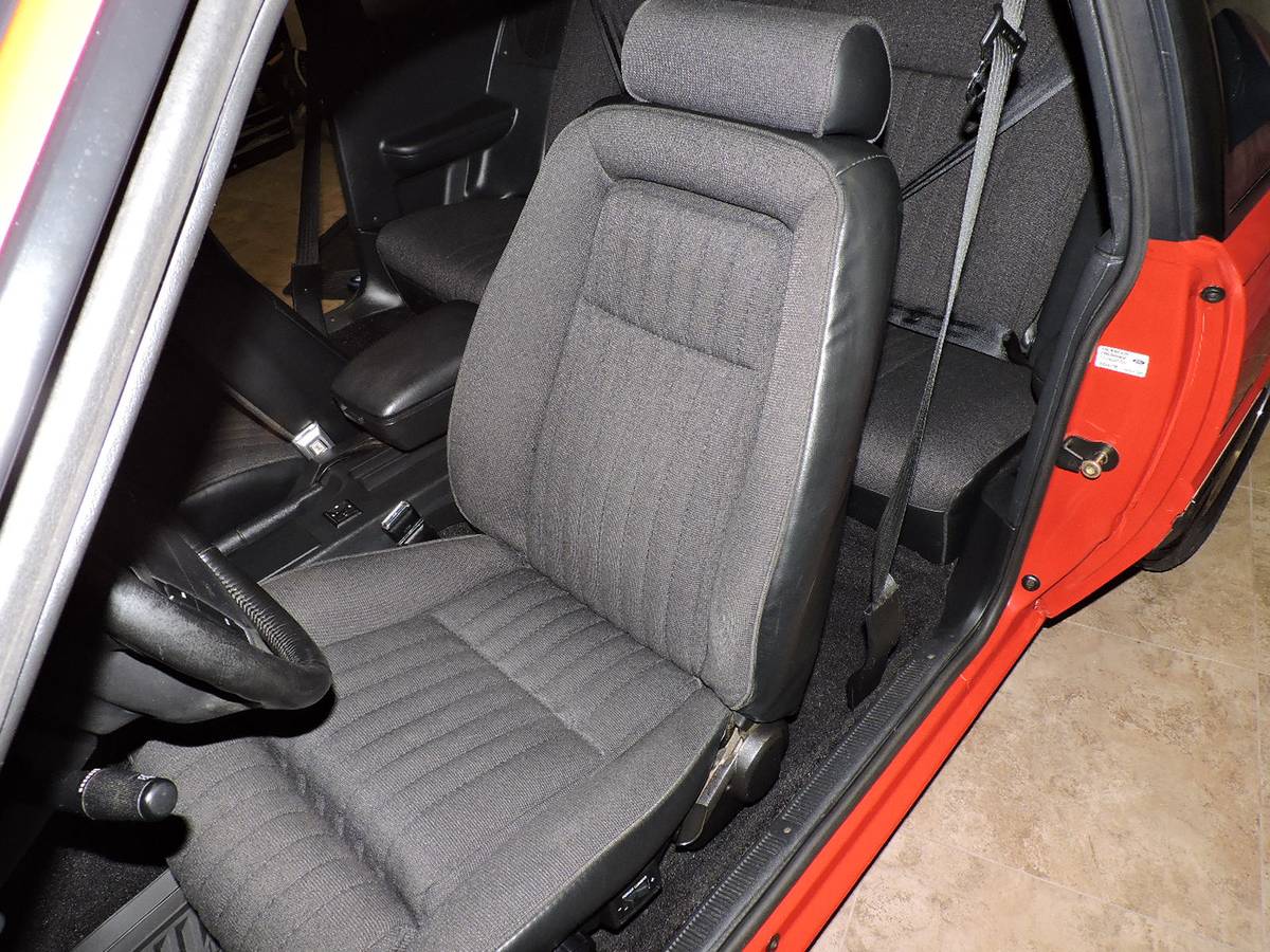 Ford-mustang-lx-5.0-1990-red-11