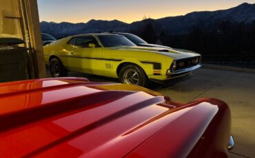 Ford-mustang-mach-1-1972-yellow-2