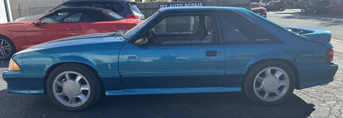 Ford-mustang-svt-cobra-1993-blue-2