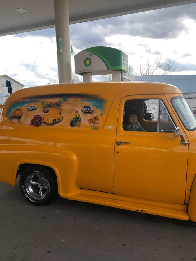 Ford-panel-1953-yellow-4