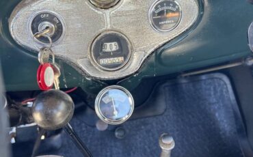 Ford-pickup-1930-green-7