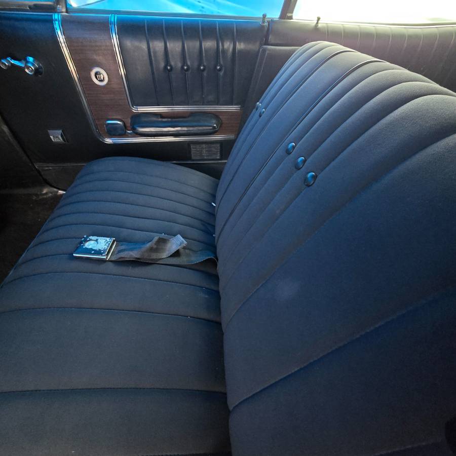 Ford-police-car-1967-black-5