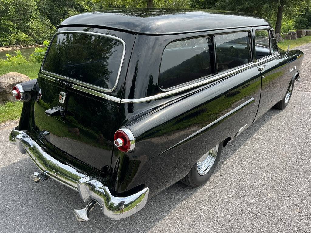 Ford-ranch-wagon-1953-black-2