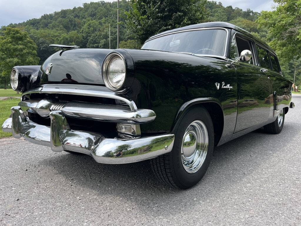 Ford-ranch-wagon-1953-black-9