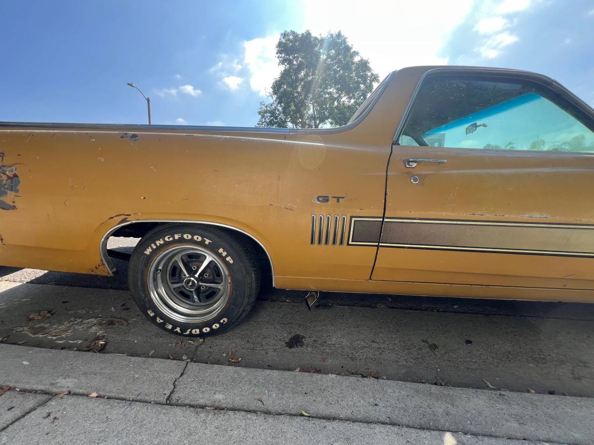 Ford-rancharo-1970-yellow-12