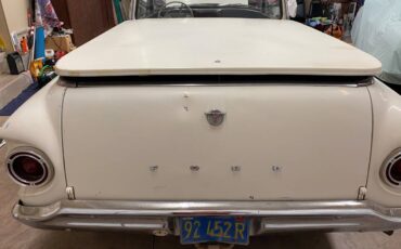 Ford-ranchero-1961-white-2