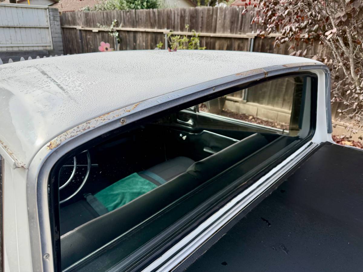 Ford-ranchero-1963-white-7