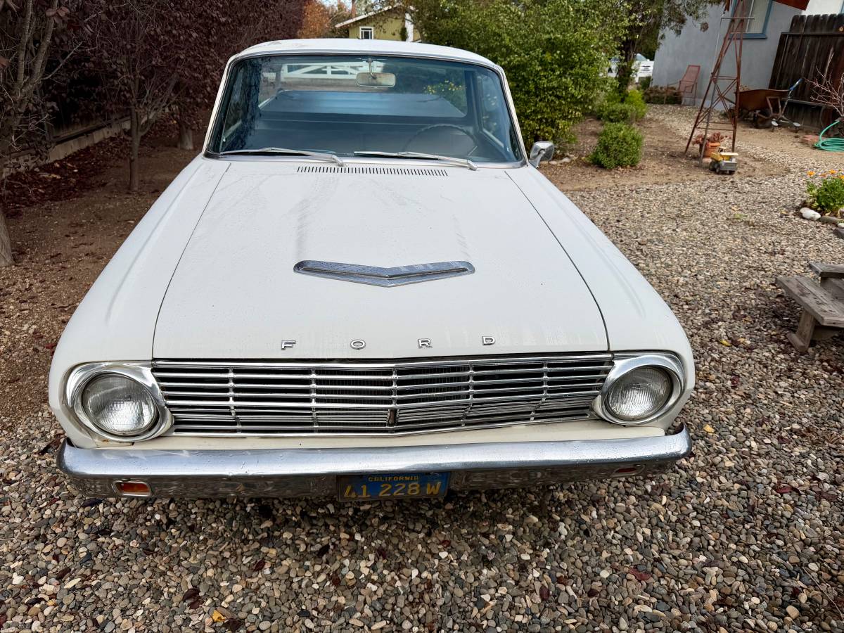 Ford-ranchero-1963-white