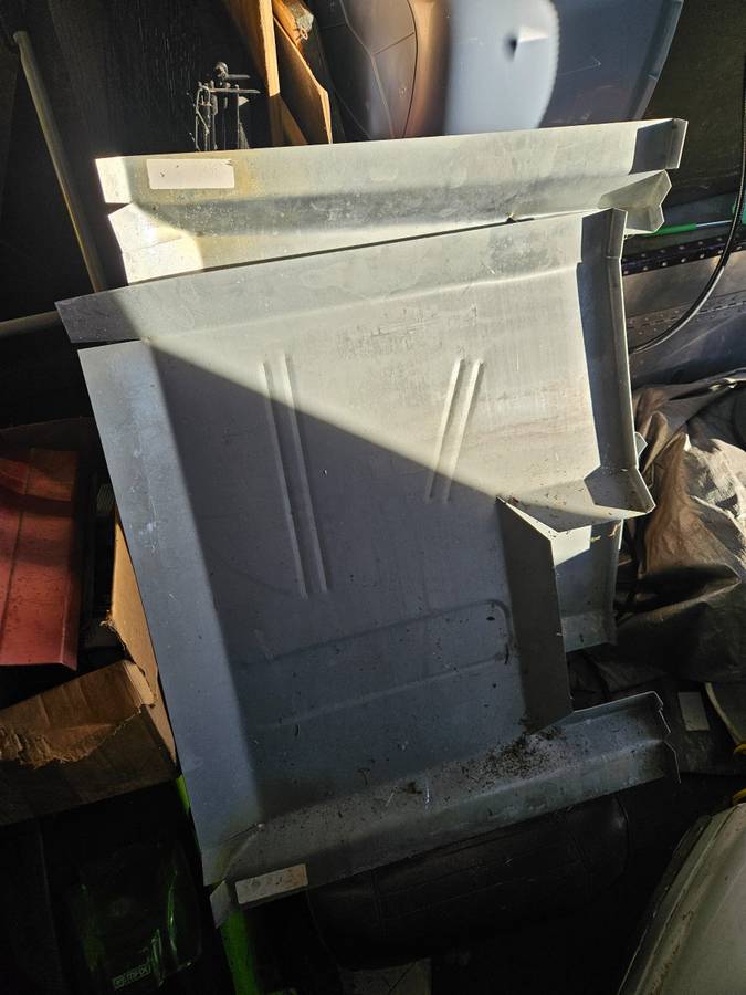 Ford-ranchero-1965-red-18