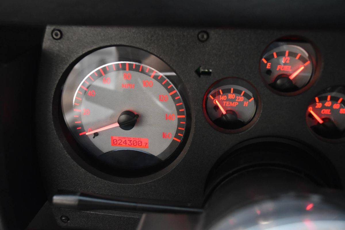 Ford-ranchero-1966-custom-17