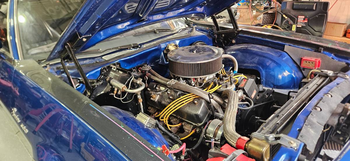 Ford-ranchero-1976-blue-5