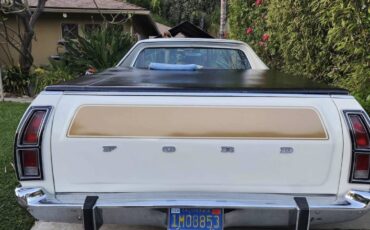 Ford-ranchero-gt-1978-white-1