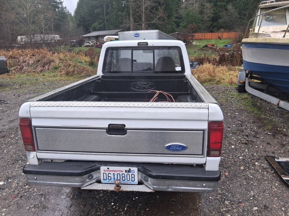 Ford-ranger-1992-white-2