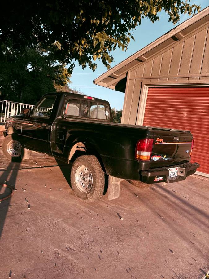 Ford-ranger-1993-black-1