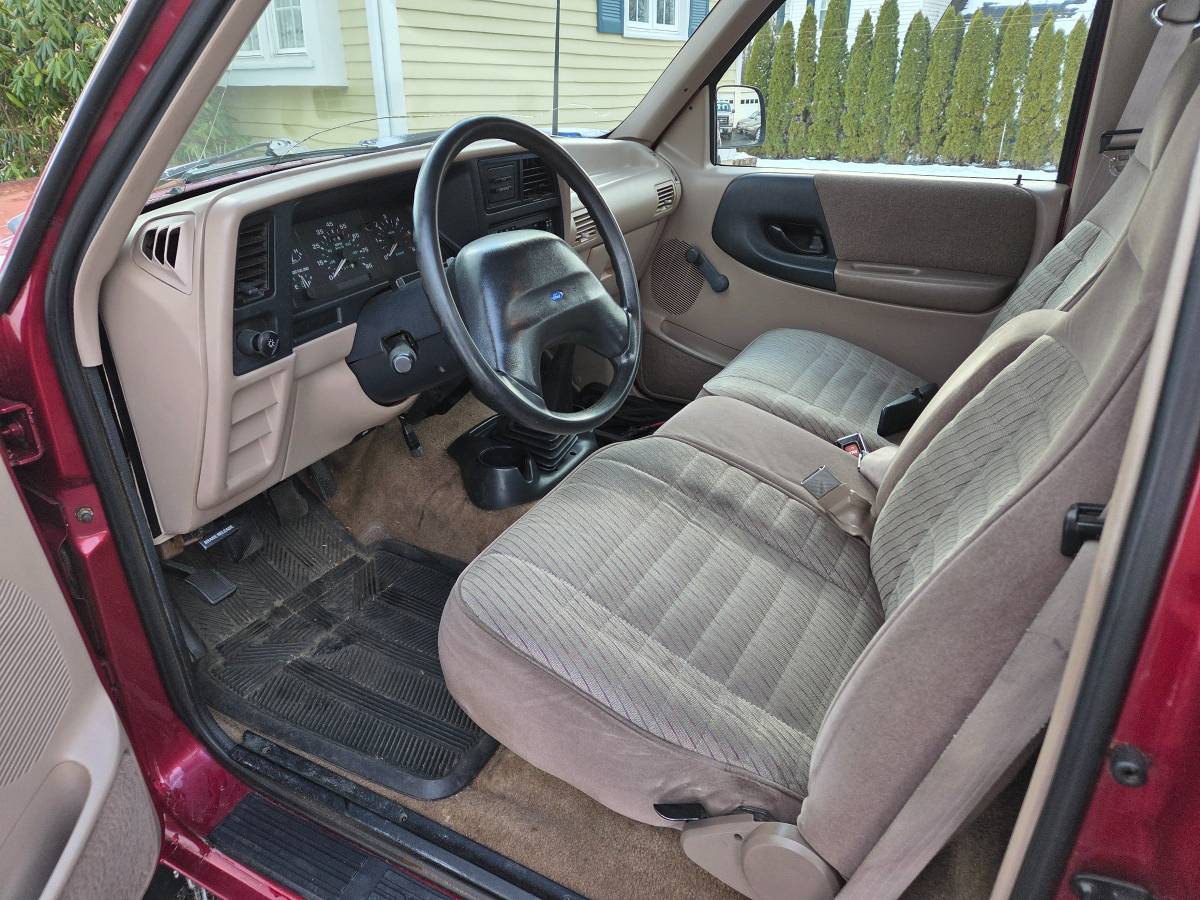 Ford-ranger-xlt-1994-red-16