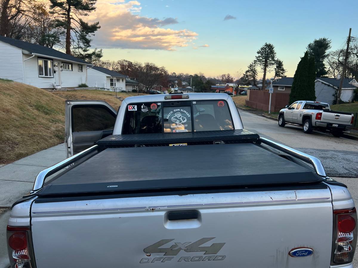 Ford-ranger-xlt-4x4-1995-grey-10