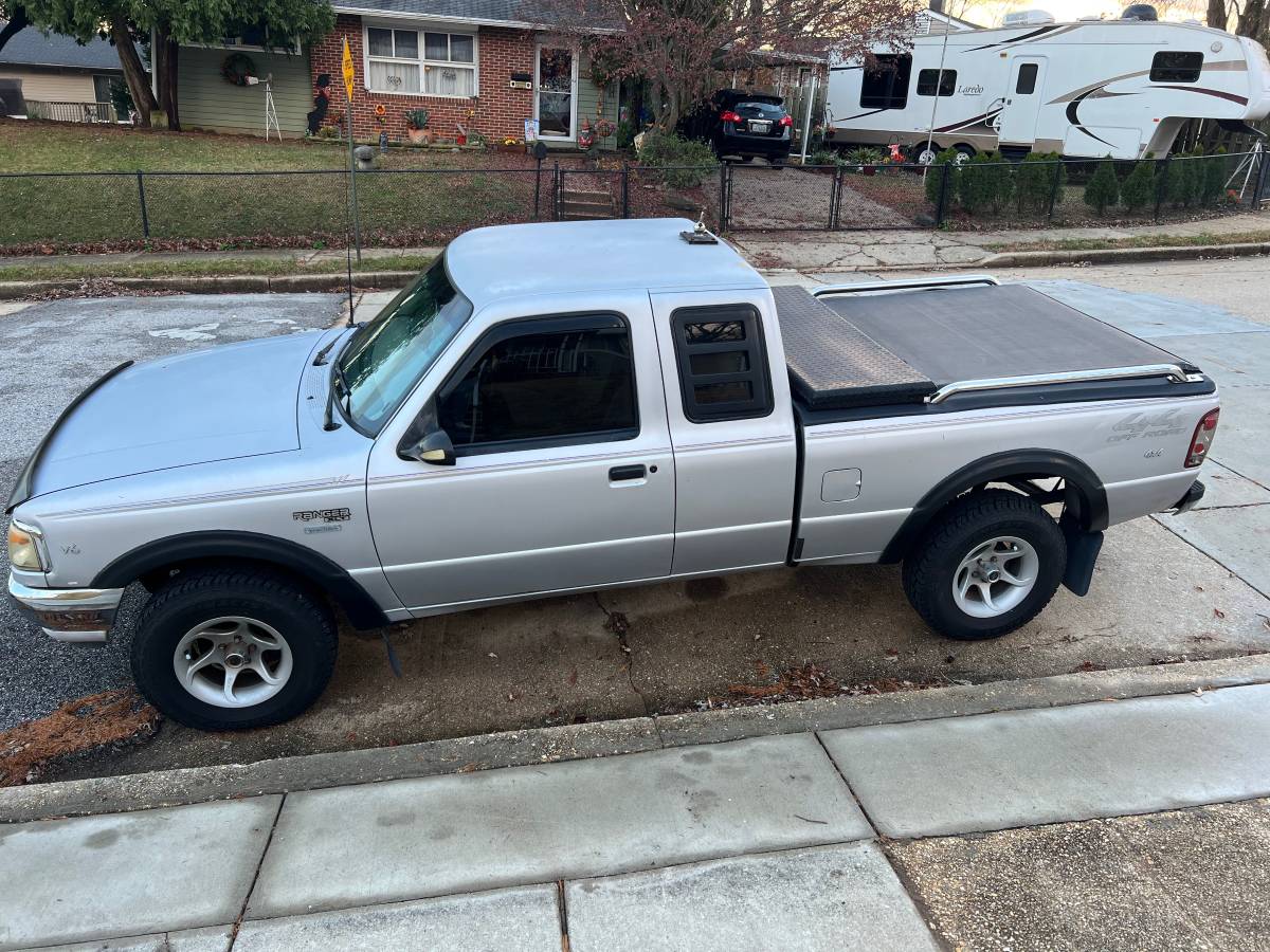 Ford-ranger-xlt-4x4-1995-grey-7