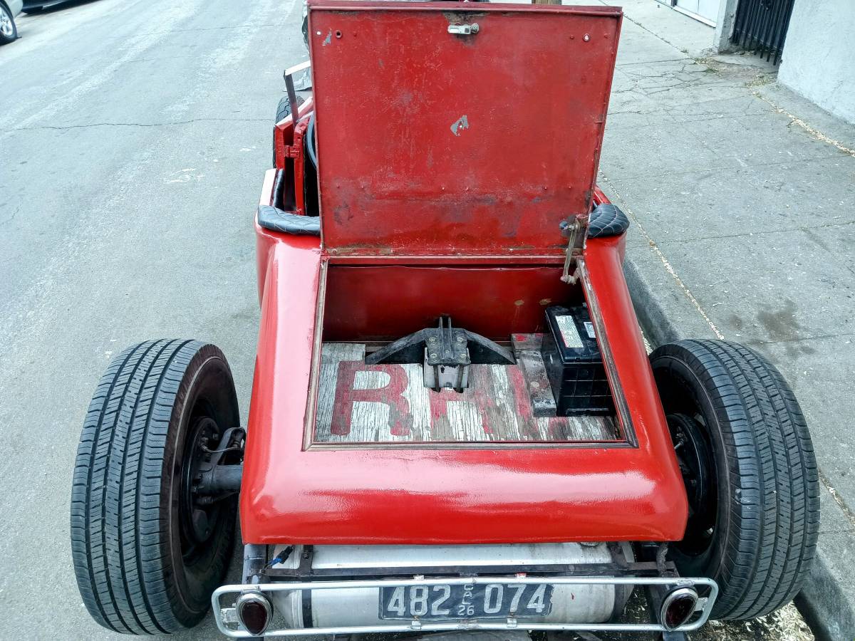 Ford-roadster-1926-red-16