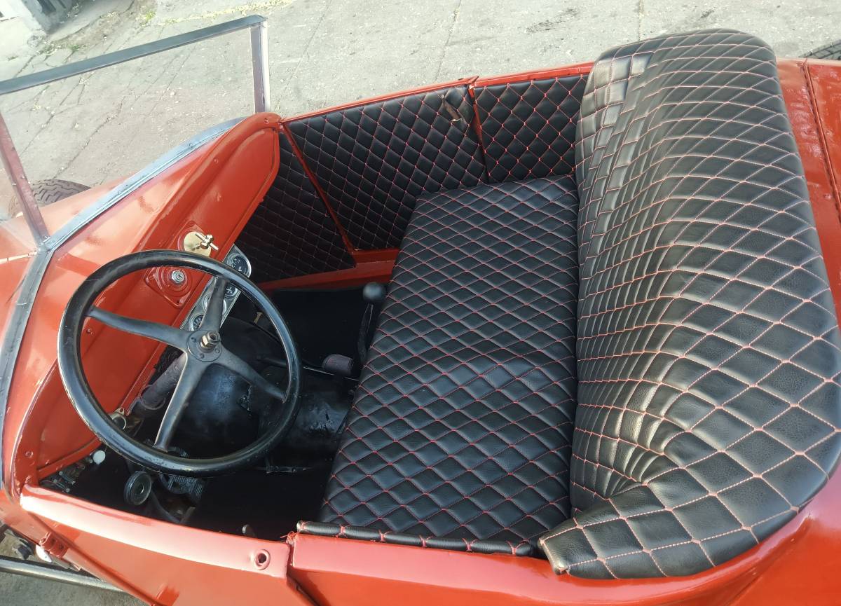 Ford-roadster-1926-red-19