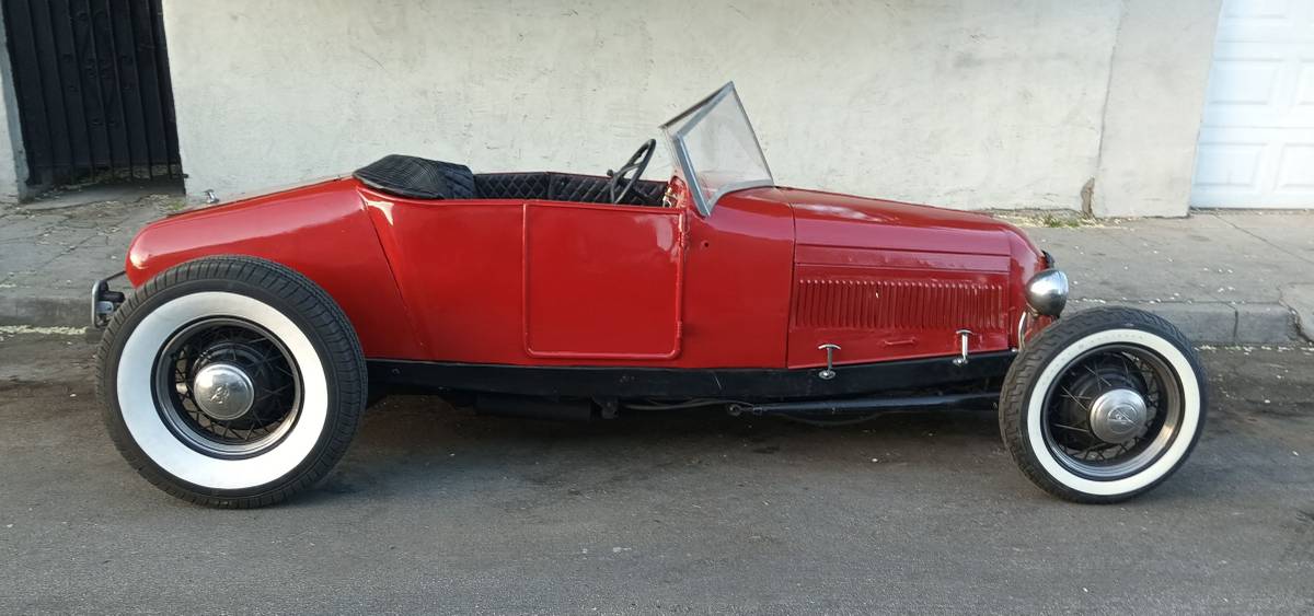 Ford-roadster-1926-red-5