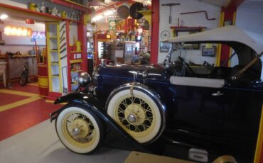 Ford-roadster-1931-blue-1