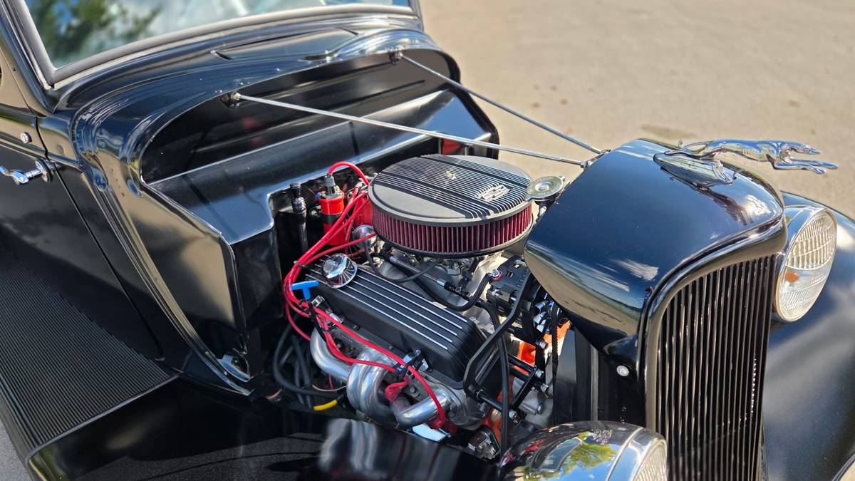 Ford-sedan-1934-black-19