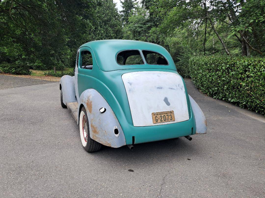 Ford-sedan-1938-green-5