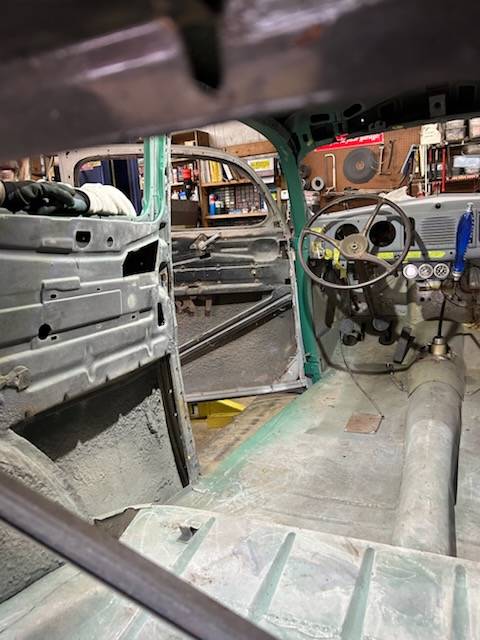 Ford-sedan-1938-green-8