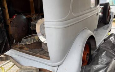 Ford-sedan-delivery-1934-21