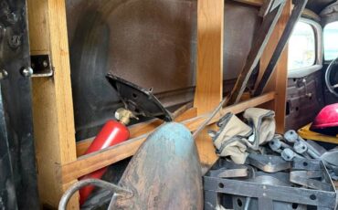 Ford-sedan-delivery-1934-25