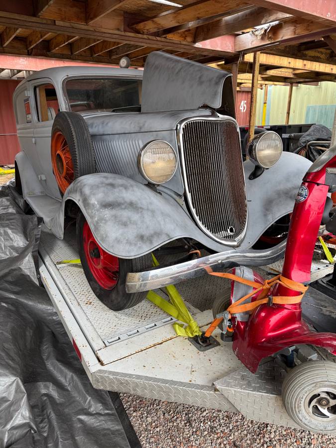Ford-sedan-delivery-1934-32