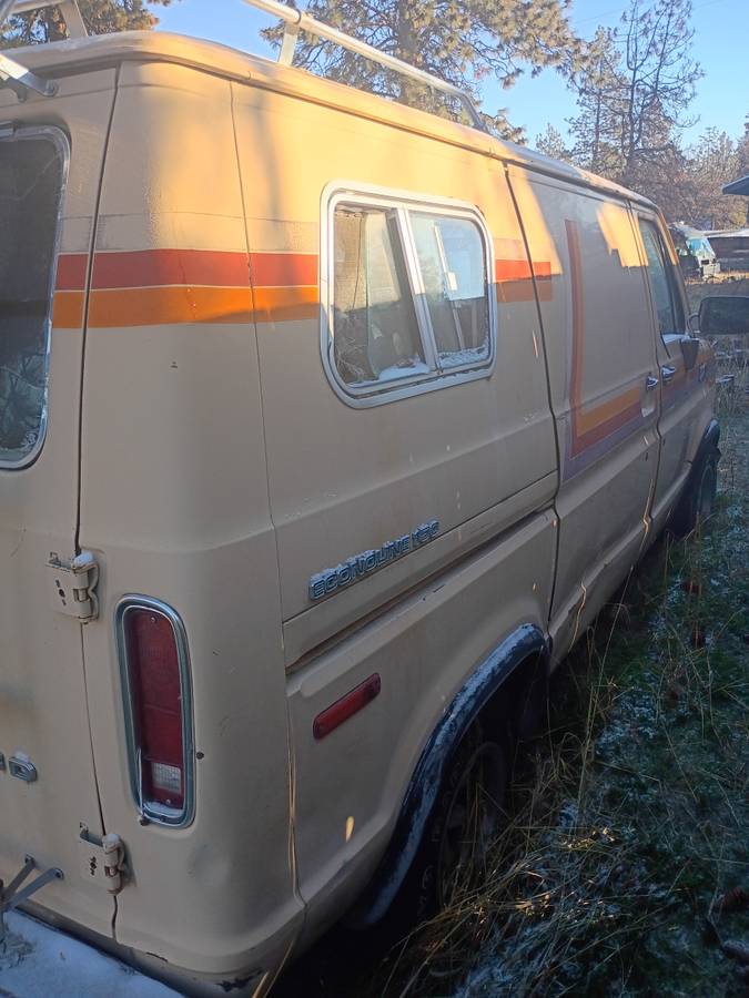 Ford-short-van-readycamp-1978-yellow-2