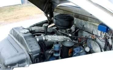 Ford-super-deluxe-coupe-1947-grey-15