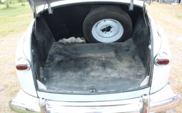 Ford-super-deluxe-coupe-1947-grey-17